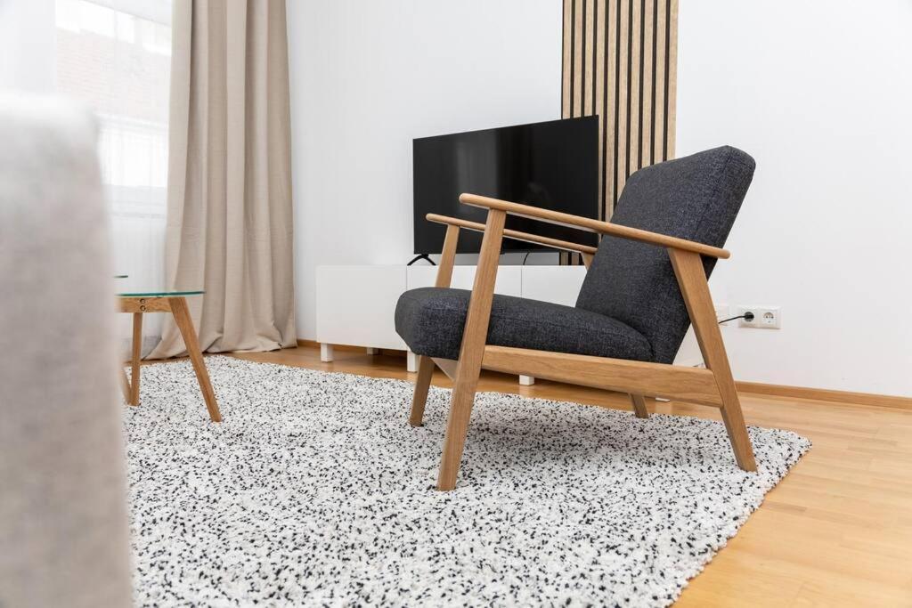 Appartamento Orestaliving - 2br On The Danube Canal